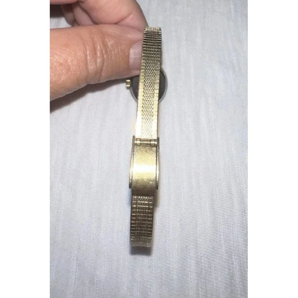 Rare Vintage Pierre Vallee Quartz Gold Plated Diamond Wrist Watch